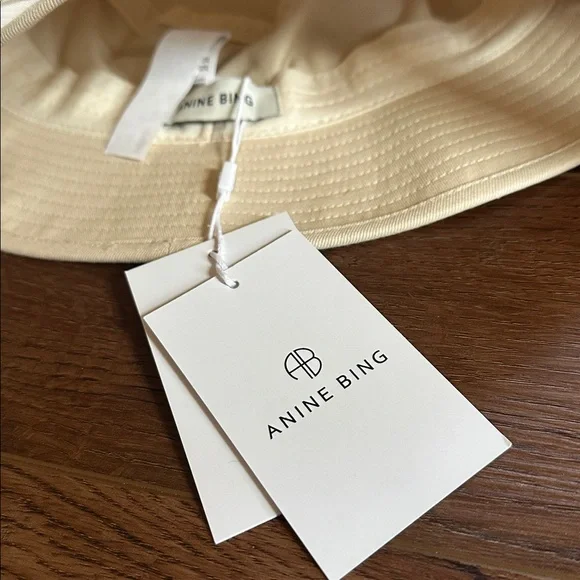 Anine Bing Cool Ivory Nicks Bucket Hat - Picture 4 of 9